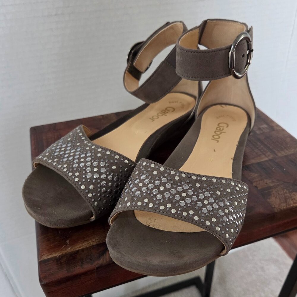 Gabor Taupe Ankle Strap Sandals with Silver accents  size 6 1/2 (Eu 4)